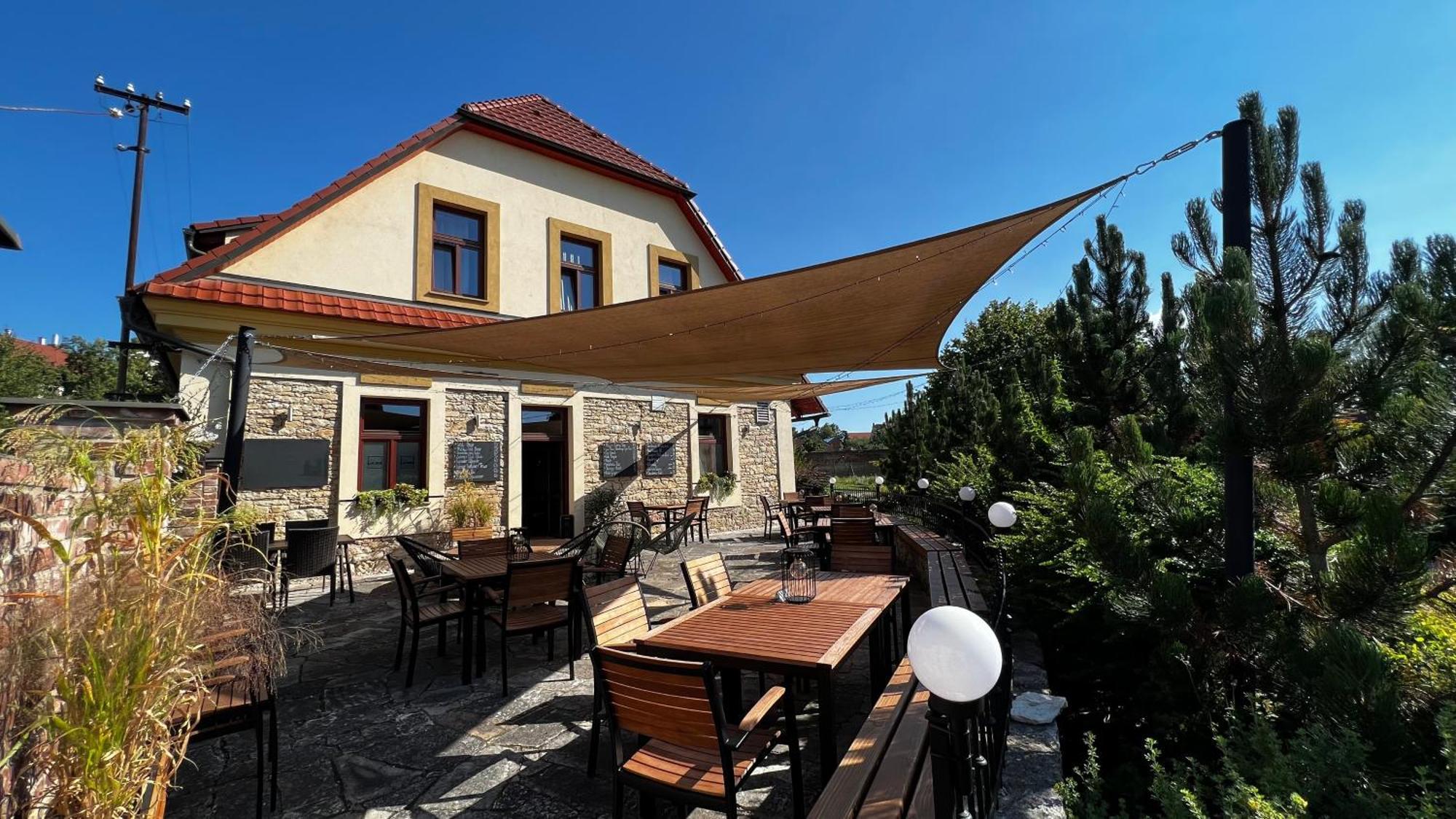 Penzion Lacasa Vysoké Mýto Exterior foto