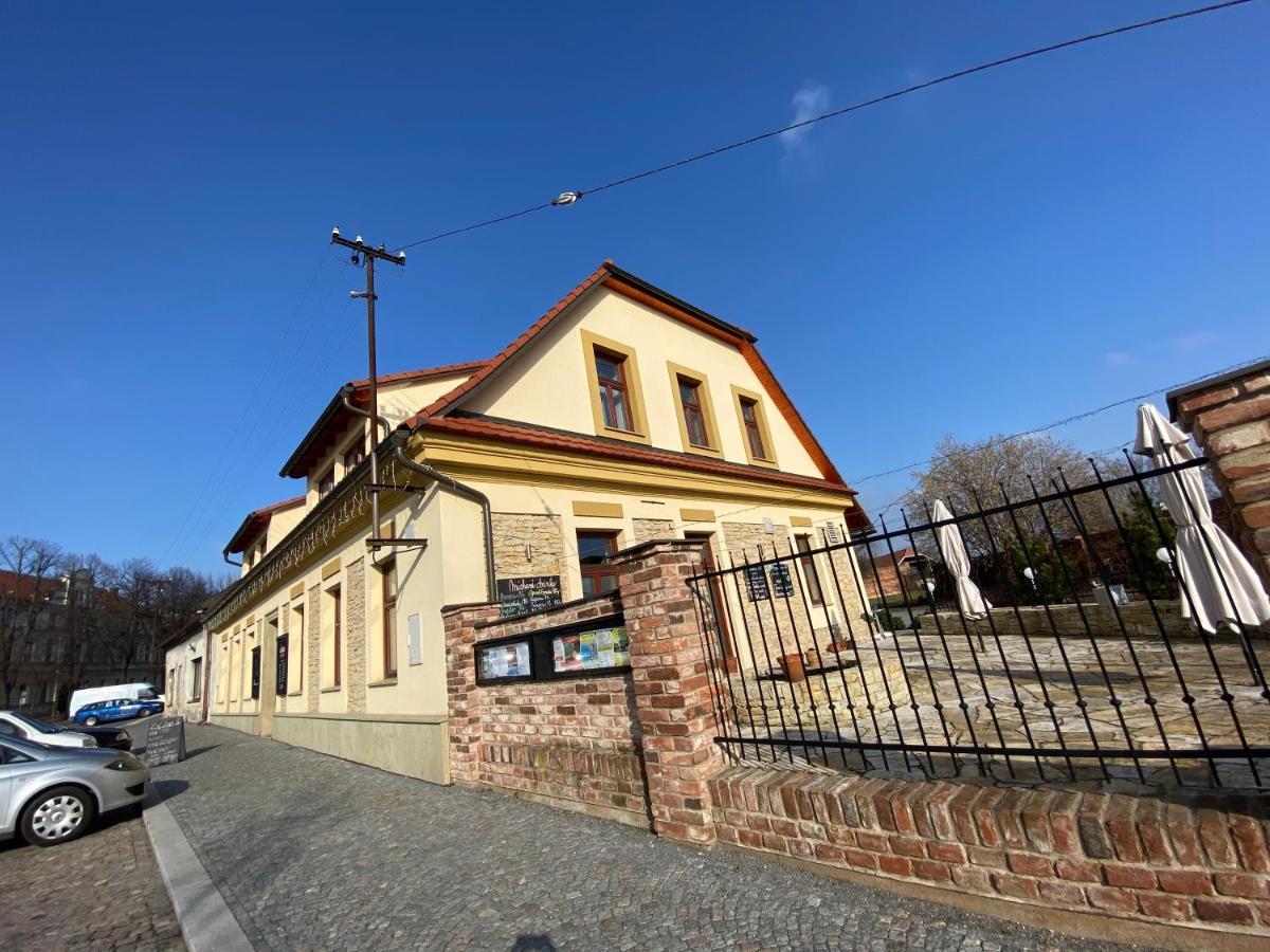 Penzion Lacasa Vysoké Mýto Exterior foto