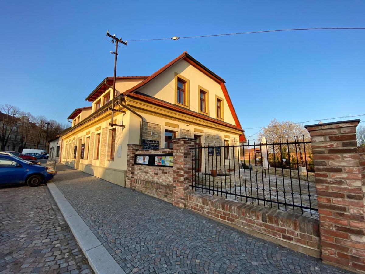 Penzion Lacasa Vysoké Mýto Exterior foto